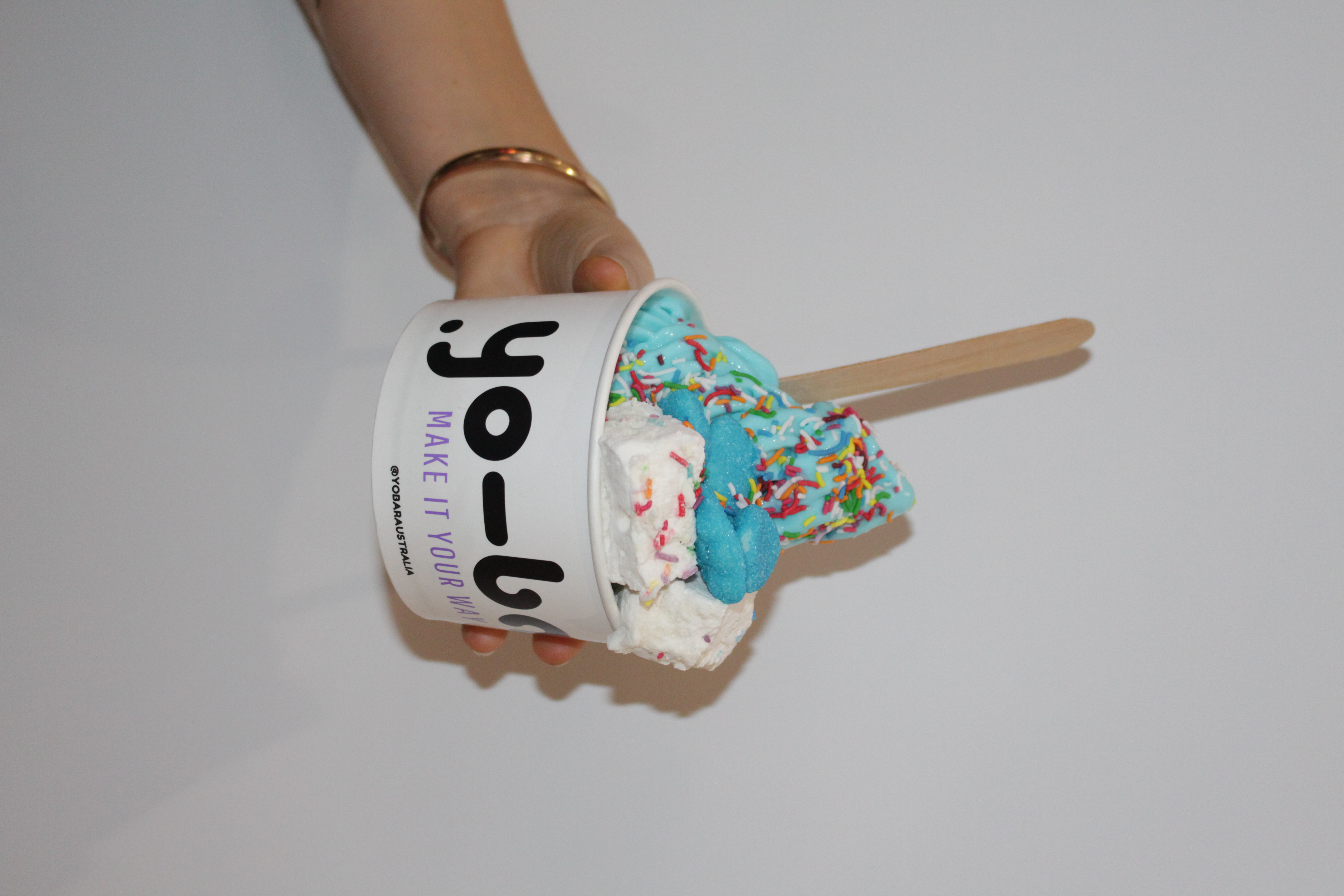 bubblegum froyo with sprinkles bubblegum froyo with sprinkles
