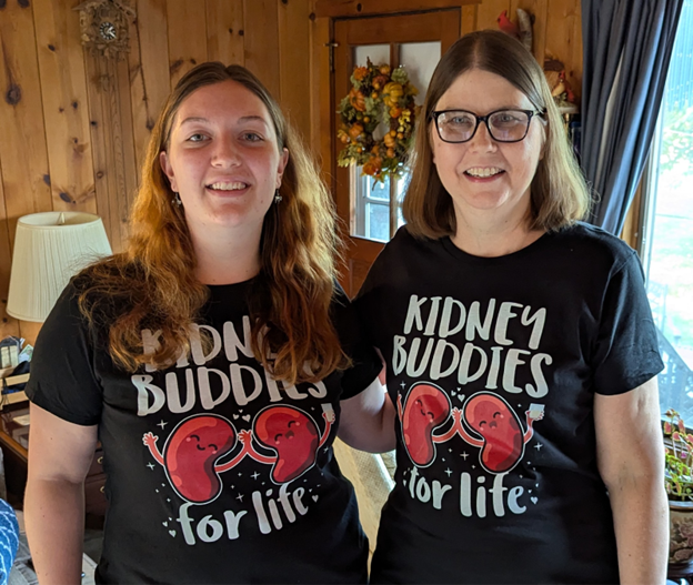 Kathy Stankus (right) with her second kidney donor, her daughter, Christa Stankus (left)