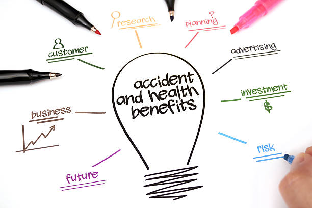 Illustration of an agent analyzing insurance policies with pen, paper, calculator.