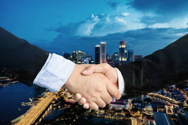 Partnership Between Carriers and Independent Insurance Agent -