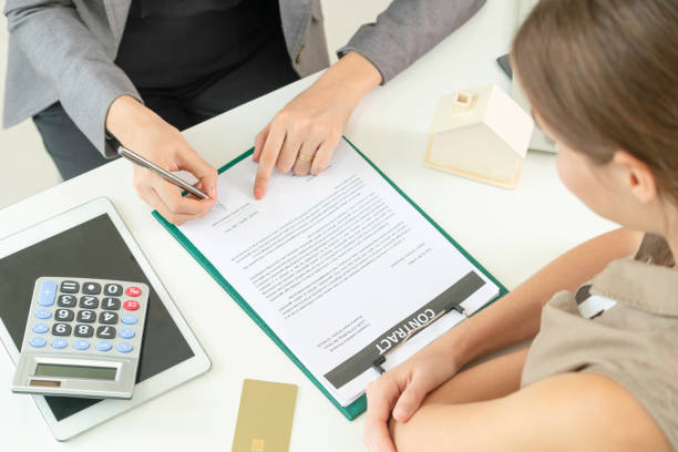 Licensed insurance agent spreads cheer with a trusted brand for flexible learning & remote work during rush season.