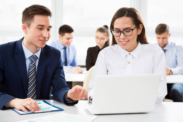 Training program for insurance agents includes role-playing scenarios among trainee agents
