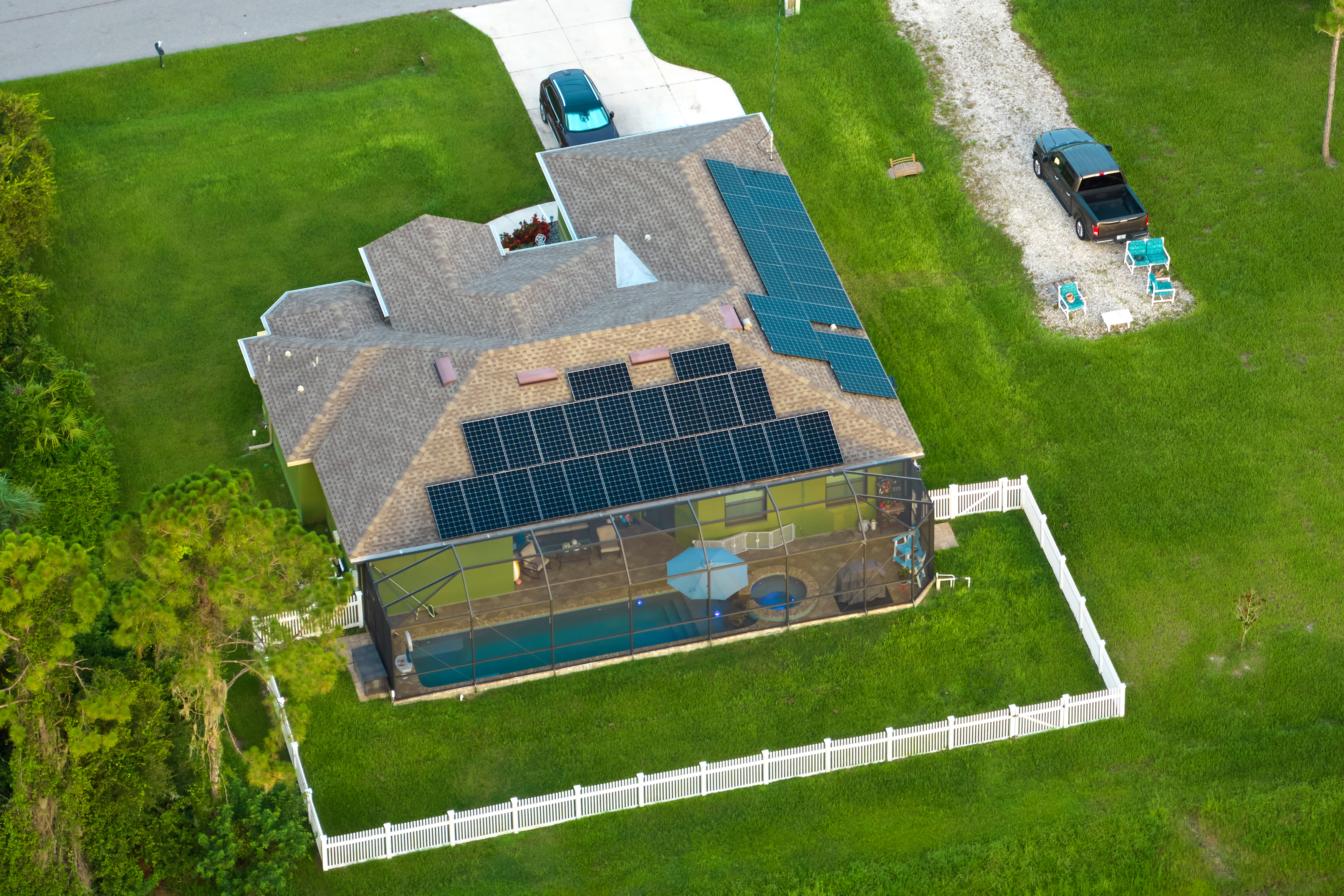 Solar Panel Powered Rooftop On Florida Home Solar Panel Powered Rooftop On Florida Home