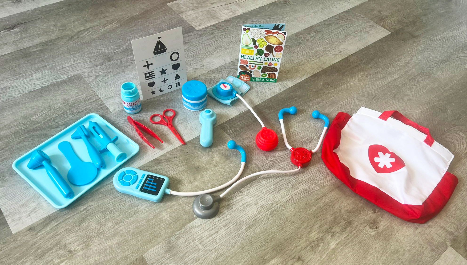 Doctor's play kit Doctor's play kit