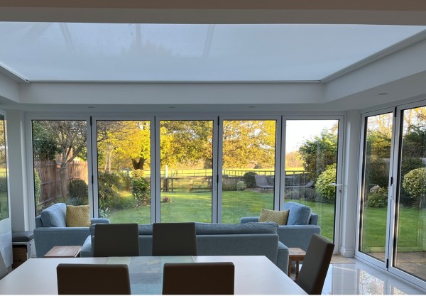 Large Electric Roof Blind with Dynamically Stable Fabric and Lots of Fabric Tension Large Electric Roof Blind with Dynamically Stable Fabric and Lots of Fabric Tension