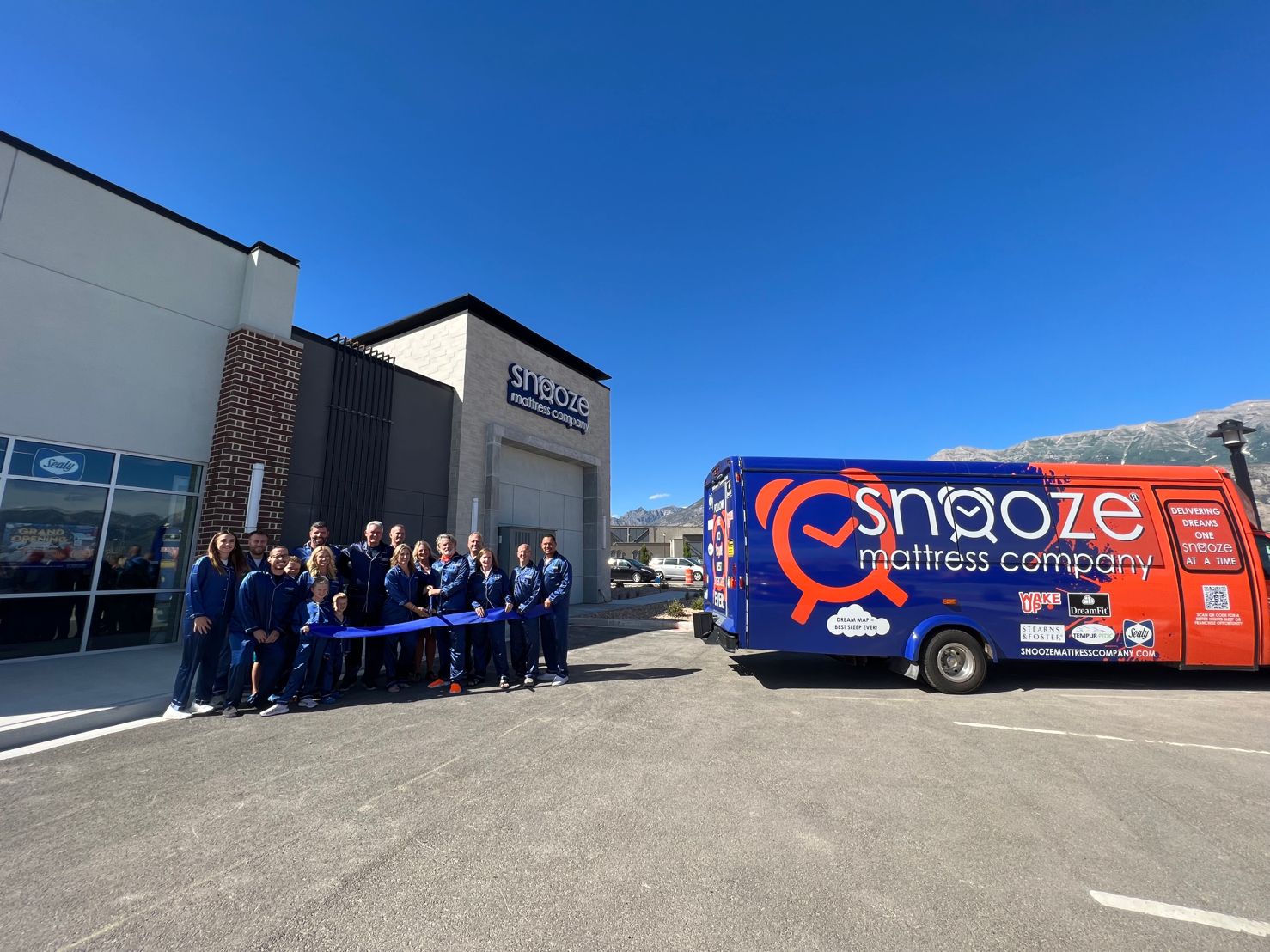 Snooze Mattress Company grand opening celebration in Pleasant Grove, UT