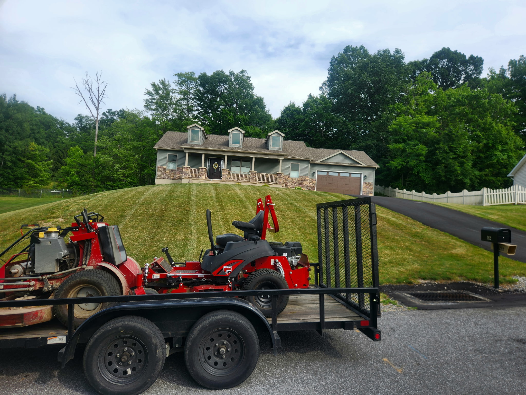 Professional zero turn mower on freshly cut lawn in Altoona PA