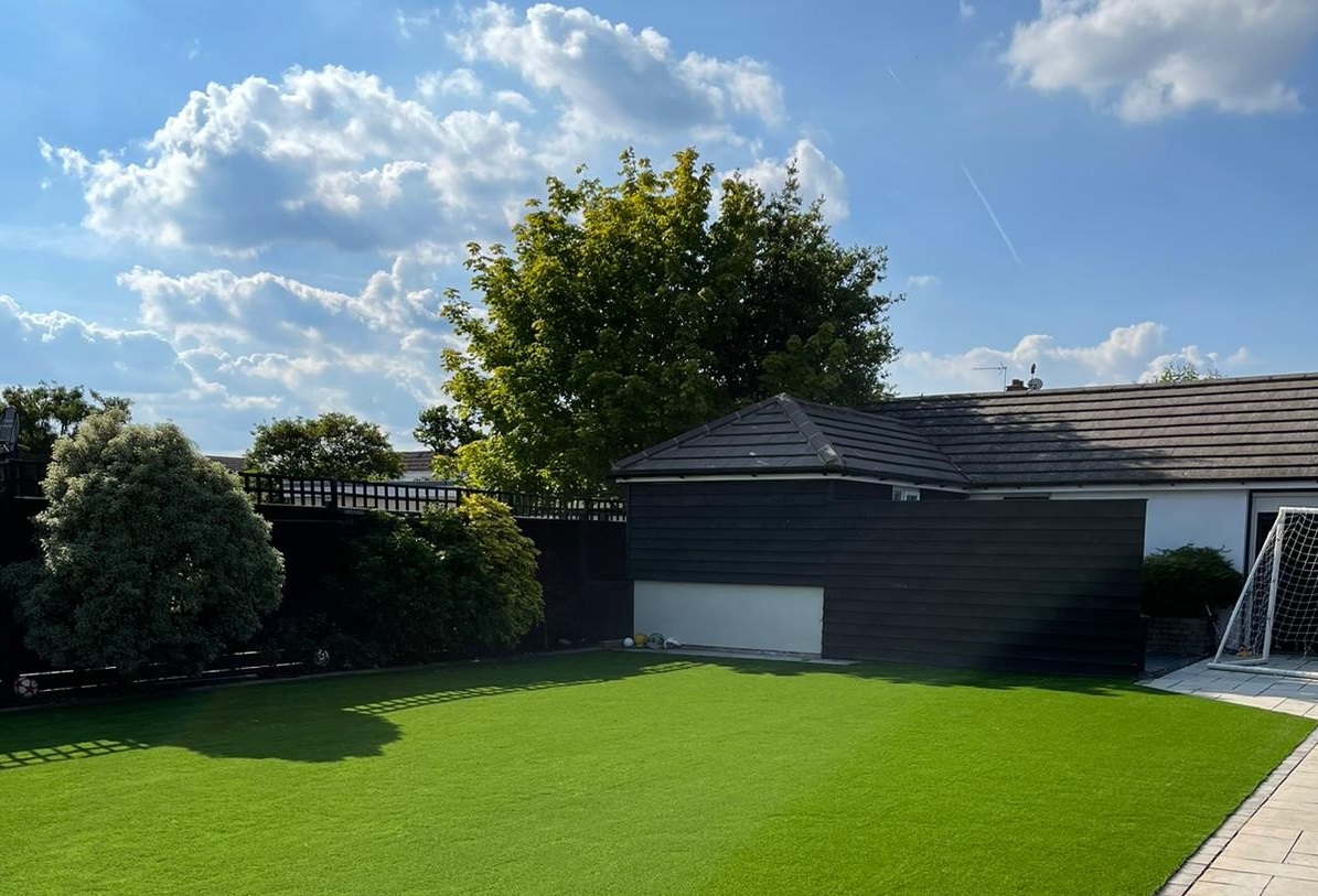 Artificial Grass in Puddletown: Benefits and Installation Artificial Grass in Puddletown: Benefits and Installation
