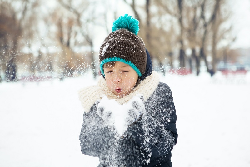 5 Fun Ways To Keep Your Kids Active This Winter