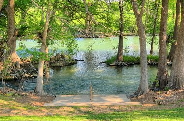 Retreat moment
