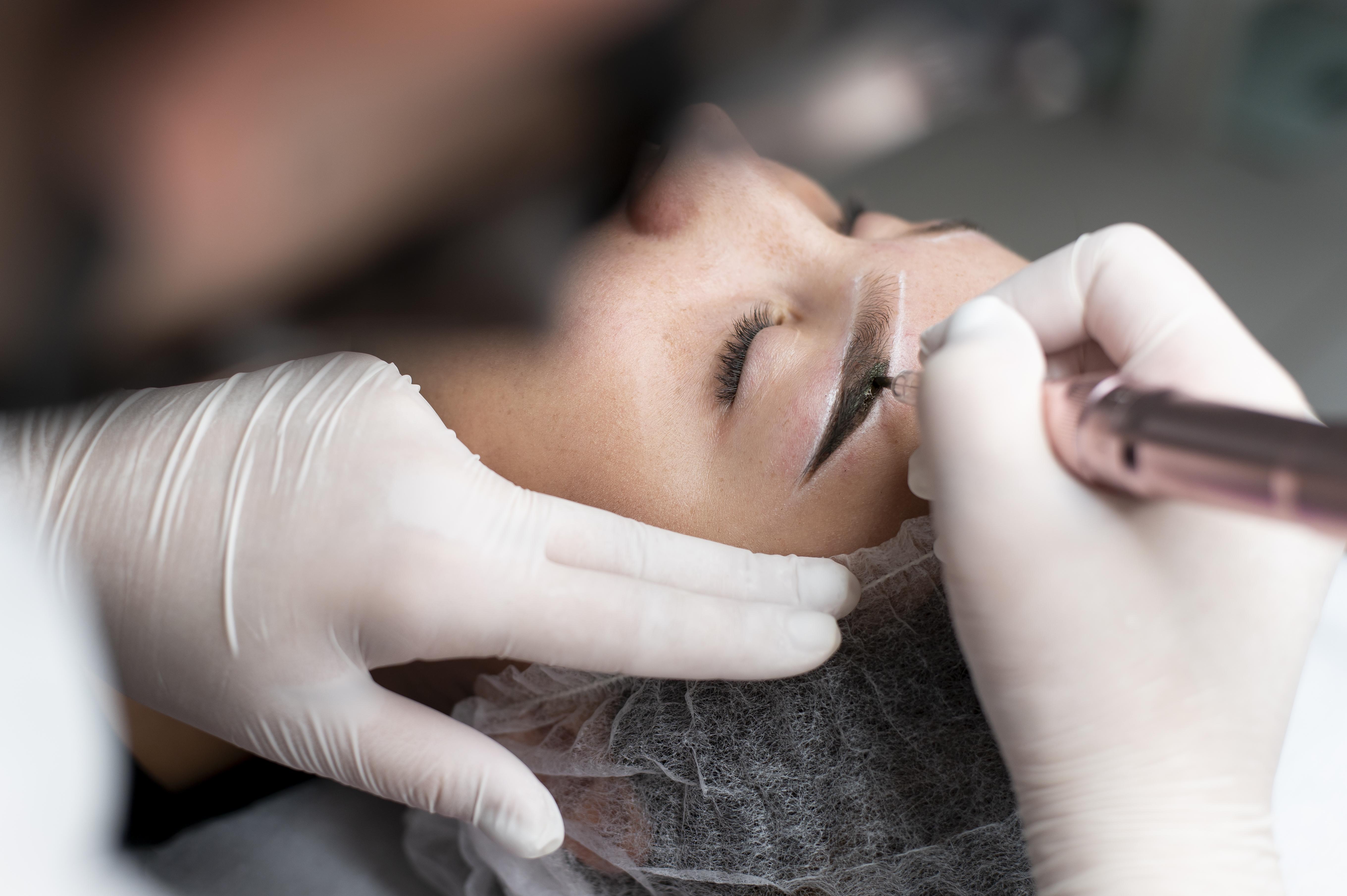 Semi-Permanent Makeup (SPMU)