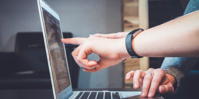 AI responding to customer reviews automatically