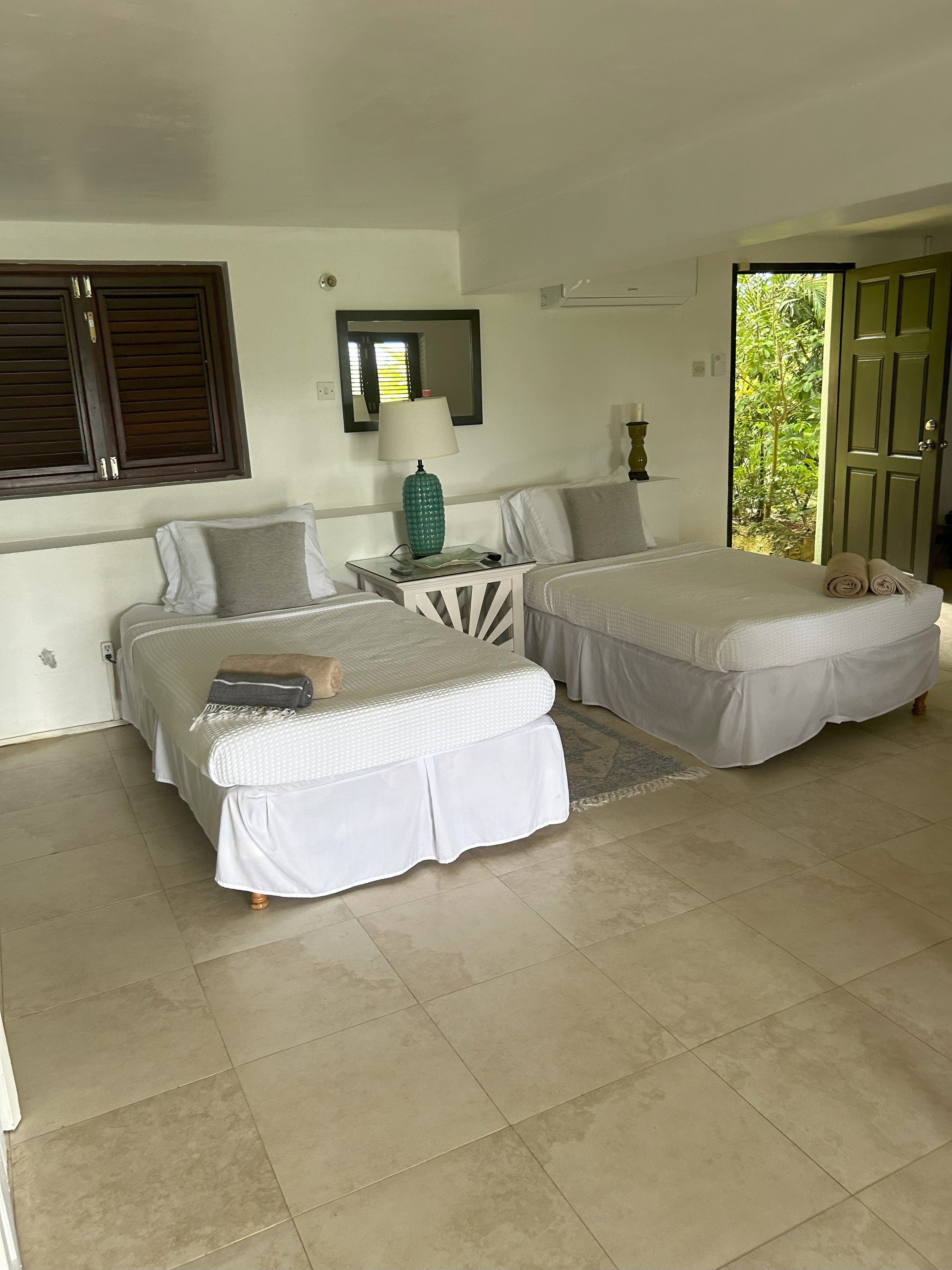 Shared Suite Triple