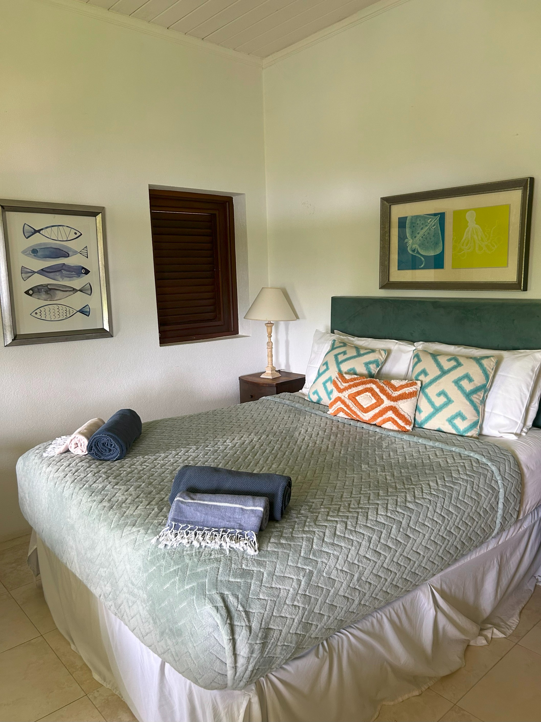 Queen Room 2
