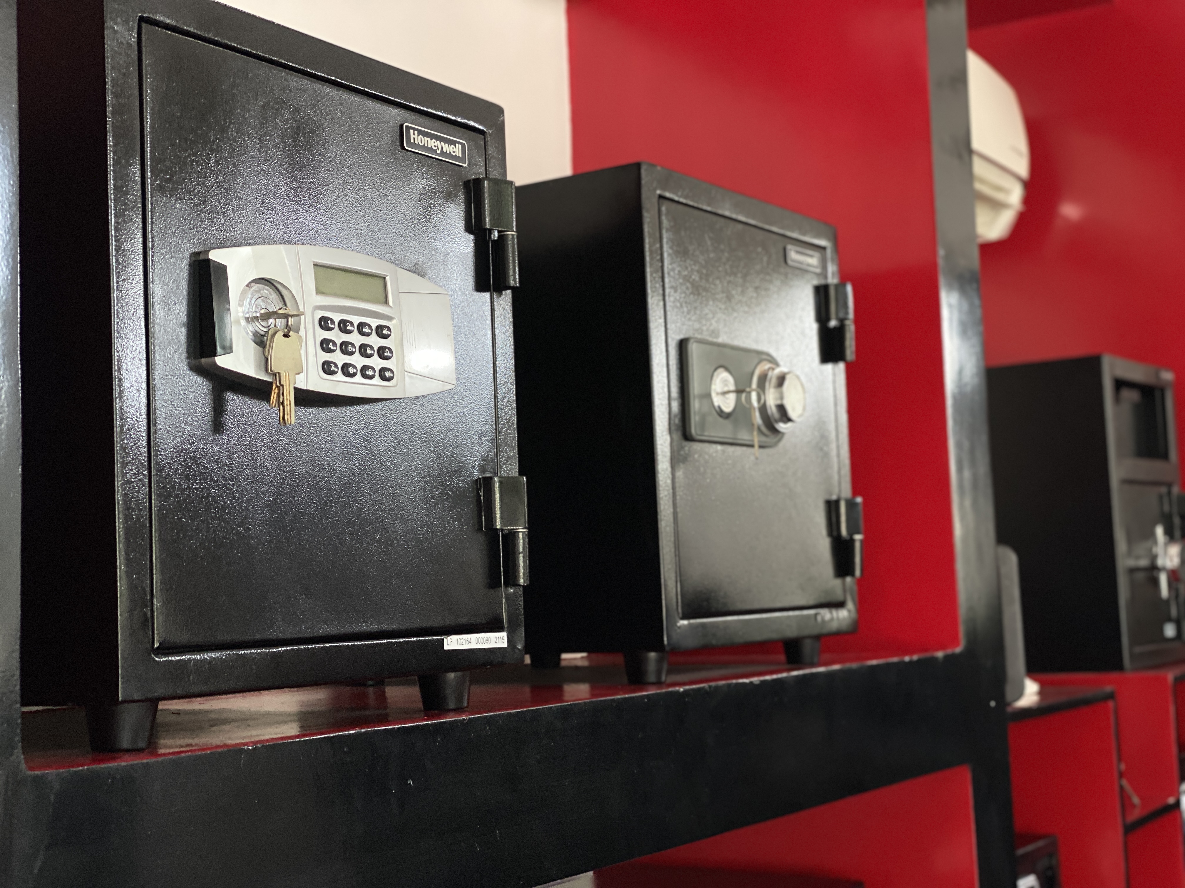 safes safes
