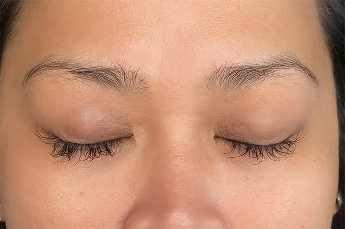 Before eyebrow microblading with uneven brow shape – FH Beauty Ink Burbank