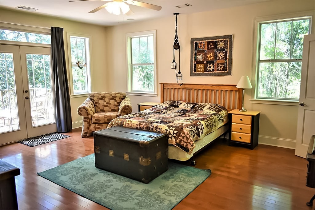 REDBO Free Listing l Property For Sale In 12 Rosalyn Rd,