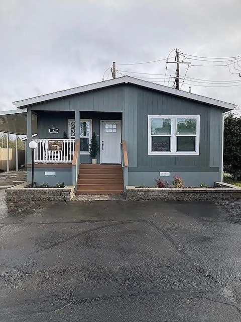 Property in Independence, OR