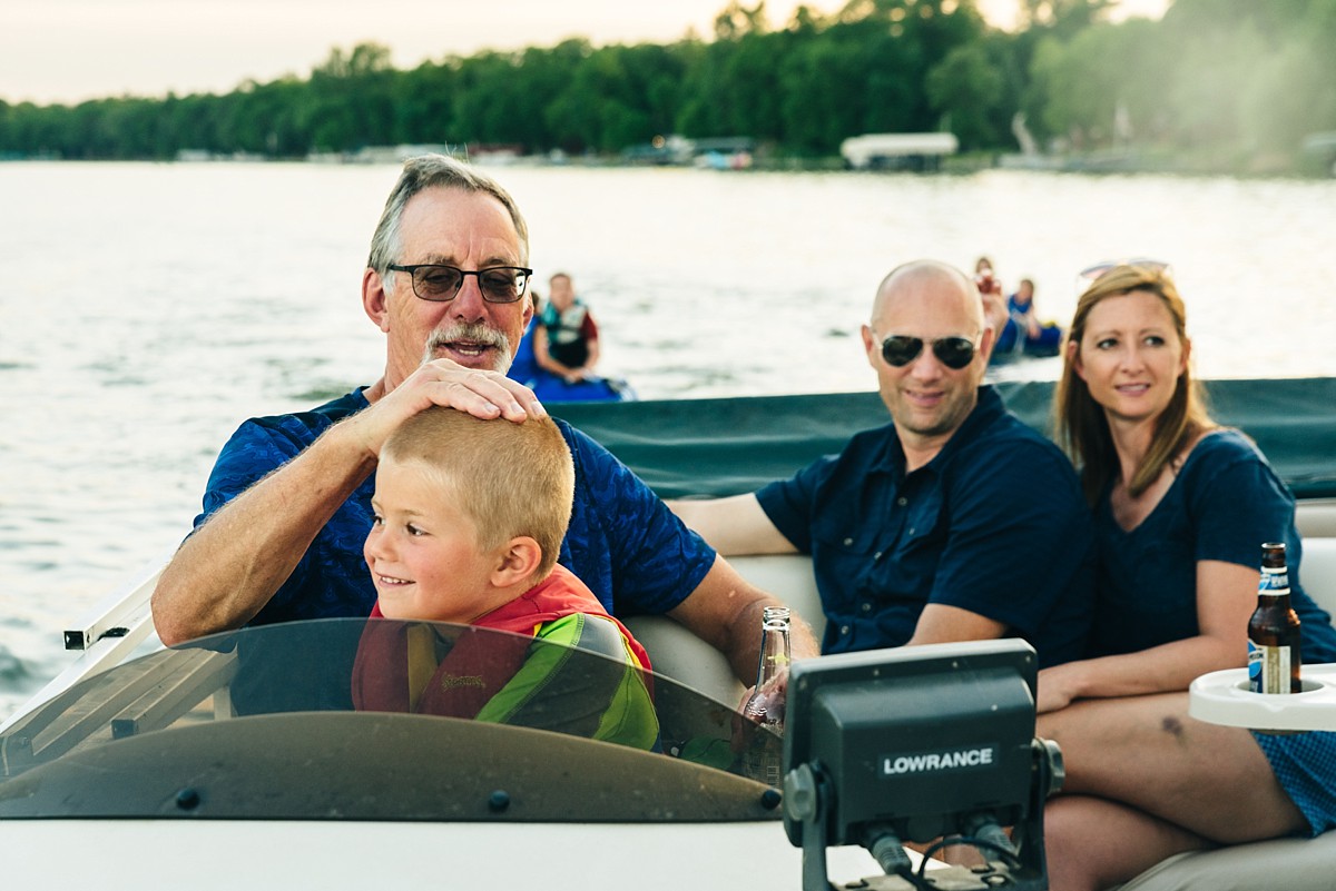 Minnesota family enjoys the lake during a sunset photography session.