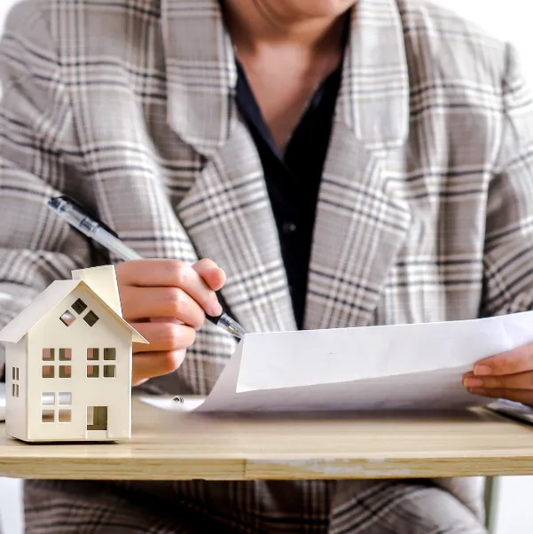 Insurance-and-warranty