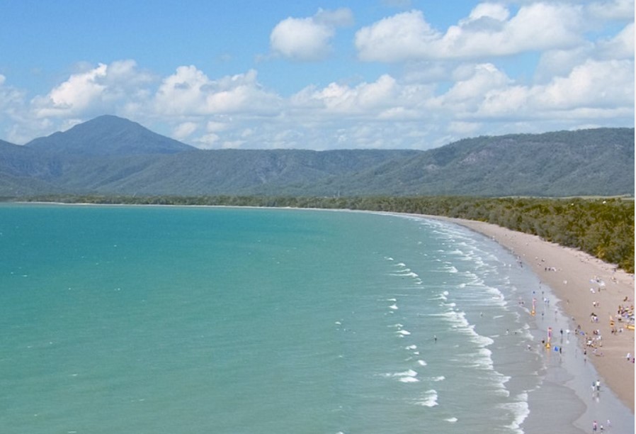 australian vacation package - australia beachfront four mile beach