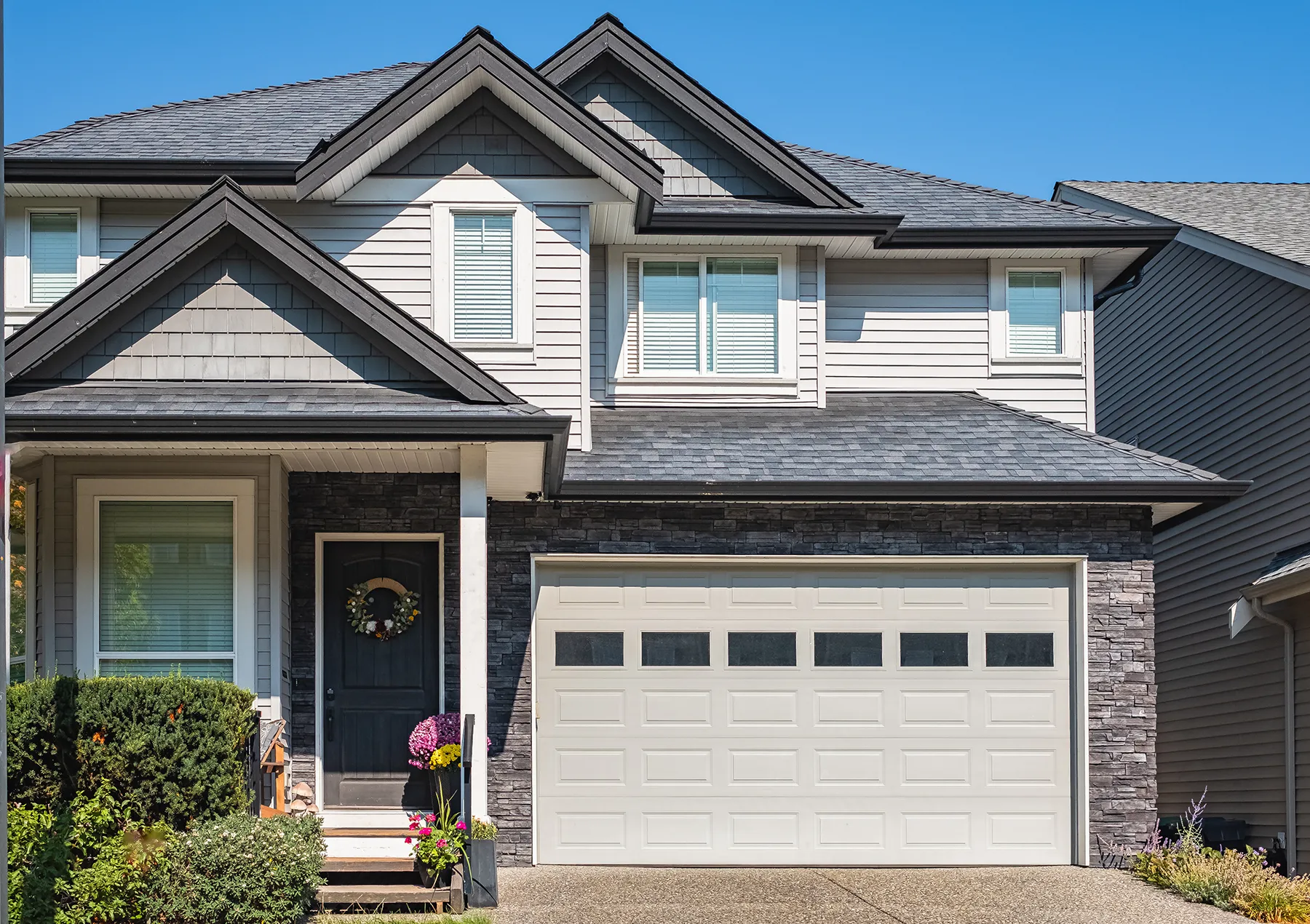 Window installation and replacement service