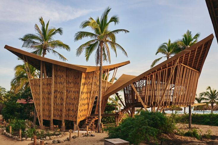 Oceanfront property price comparison between bali, lombok and Sumba indonesia per sqm Oceanfront property price comparison between bali, lombok and Sumba indonesia per sqm