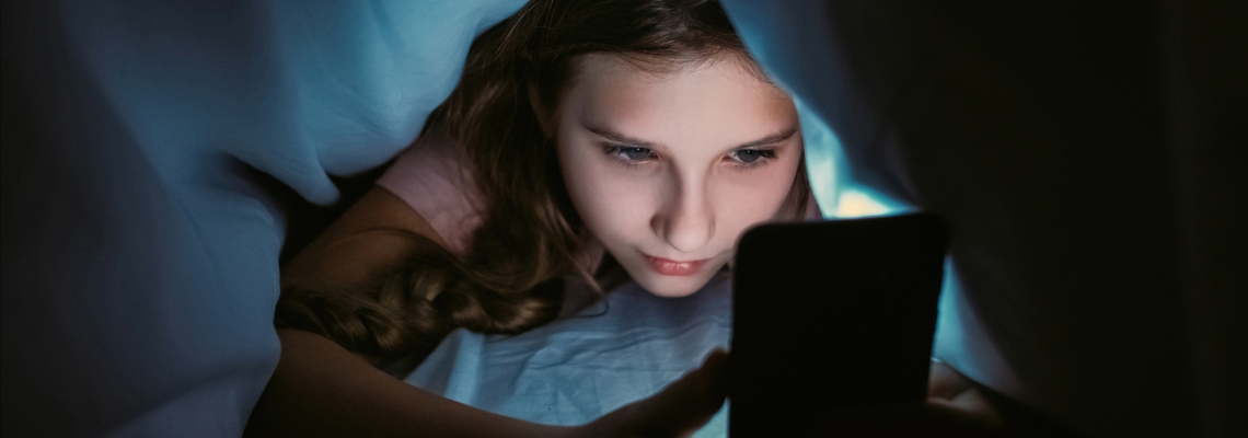 Managing Screen Time: Finding the Right Balance for Young Kids