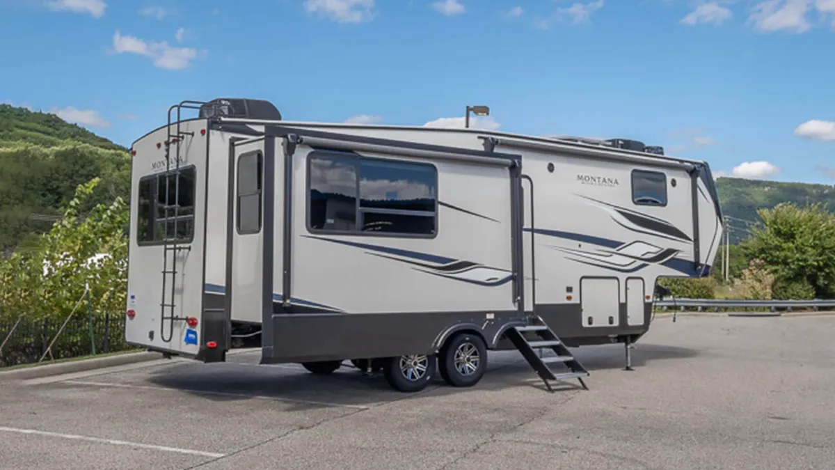 RV/BOAT OR VEHICLE UNDER 30 FEET ONE DAY