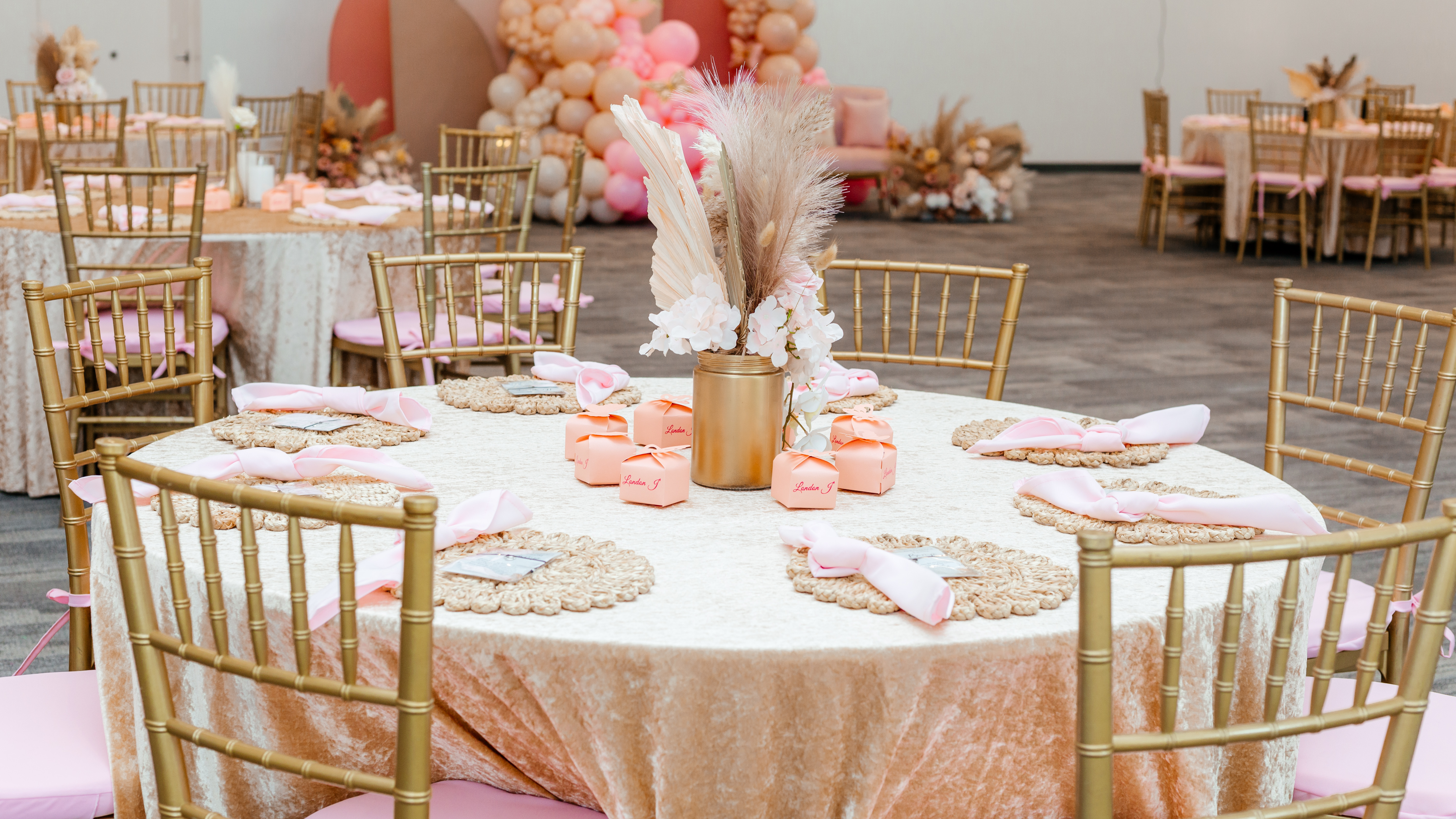 Baby Shower Miami Decor