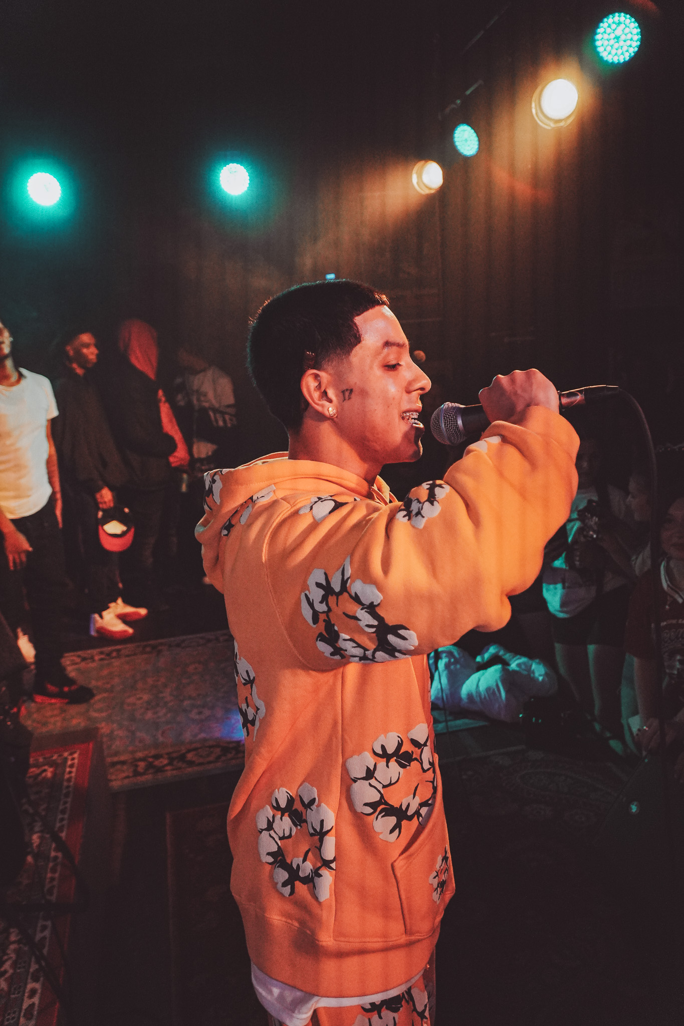 OsosuckaK Performing