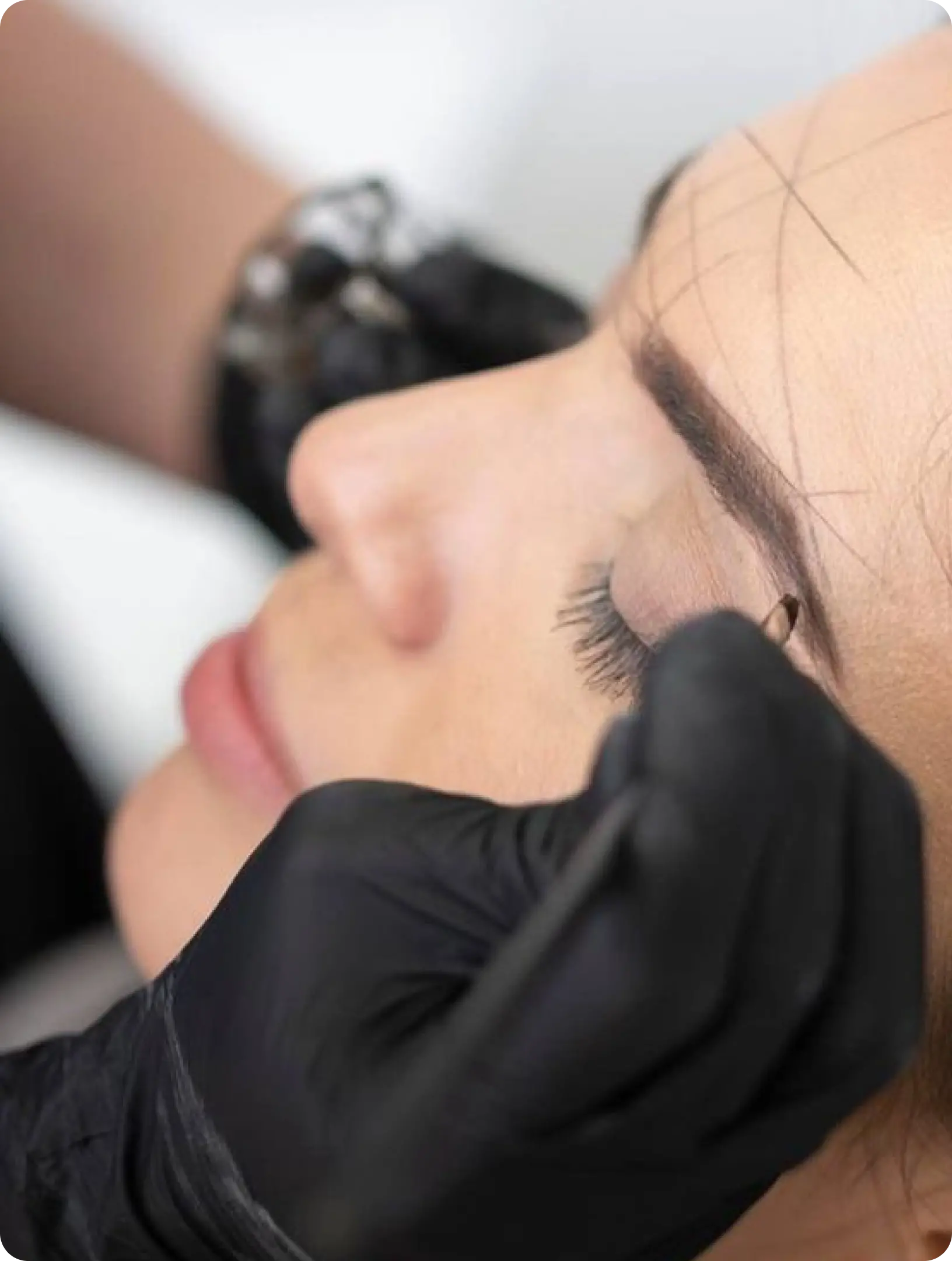 Professional facial treatment at Renovarte