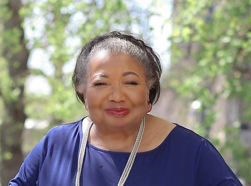 "Dr. La Wanna Parker is an international award-winning author, dynamic speaker, and inspirational specialist who inspires others to overcome life's obstacles with courage and humor. Creator of 'Courage to Live Your Dream,' she inspires women to unlock their potential and accept their best selves."