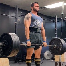 Salvador Solis