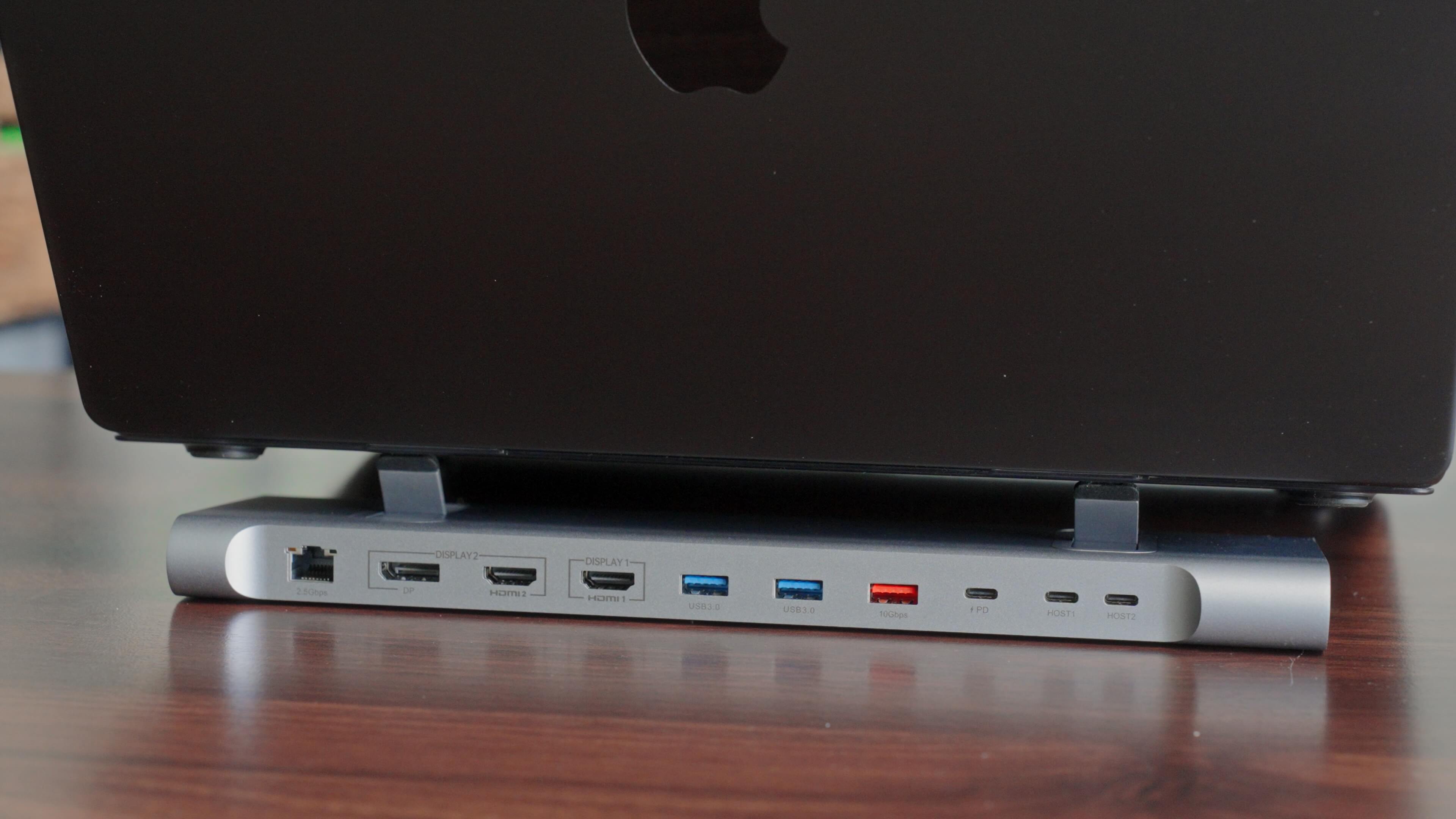 TobenONE USB-C Docking Station TobenONE USB-C Docking Station