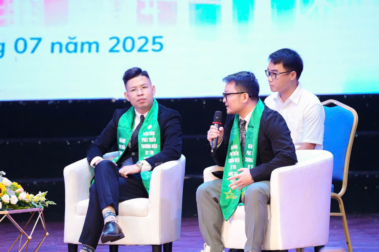 FOHOWAY VIỆT NAM VINH DỰ ĐƯỢC VINH DANH TOP 10 THƯƠNG HIỆU PHÁT TRIỂN BỀN VỮNG QUỐC GIA 2025