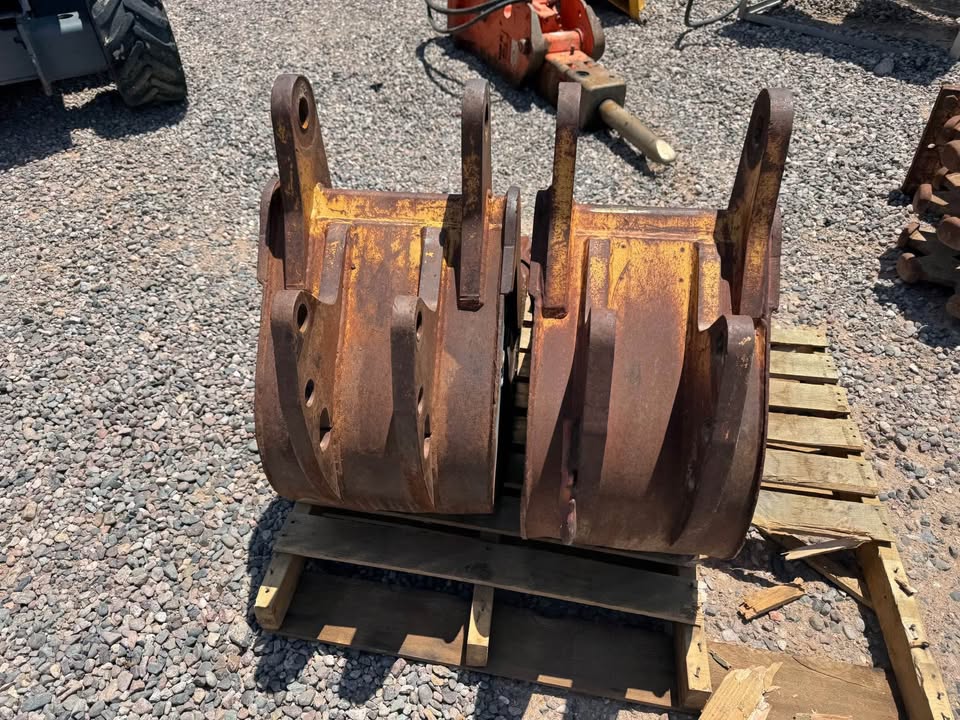 Backhoe Buckets