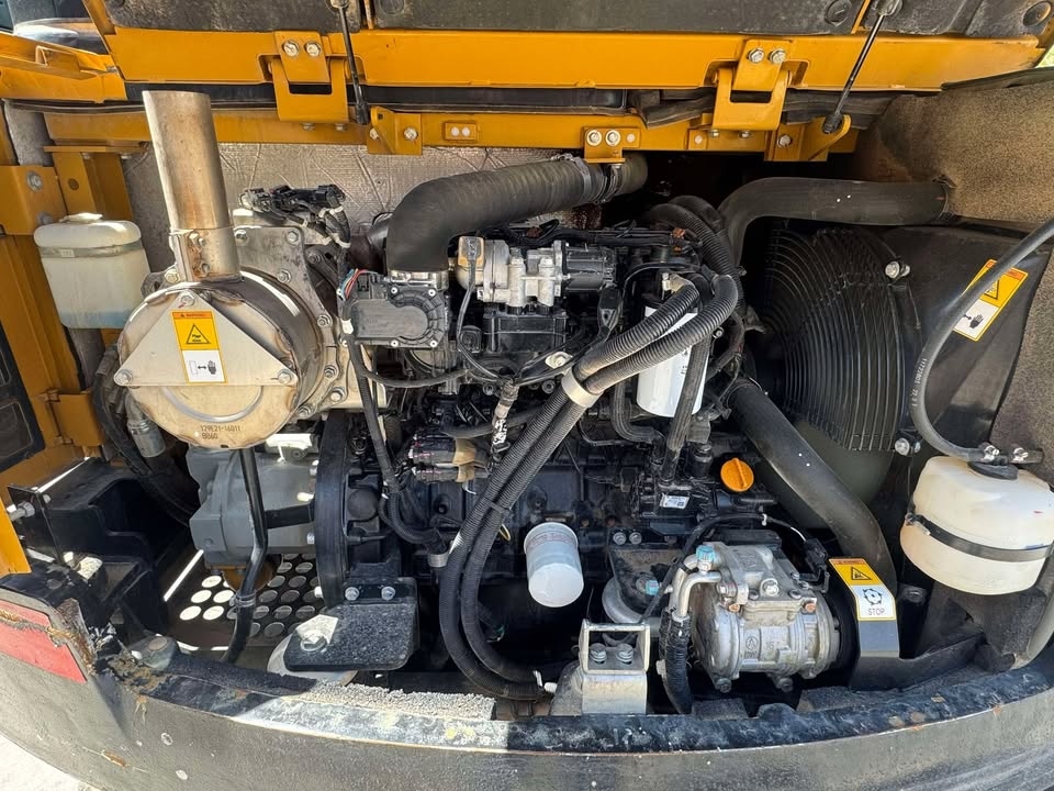 2022 Enclosed Cab Mini Excavator