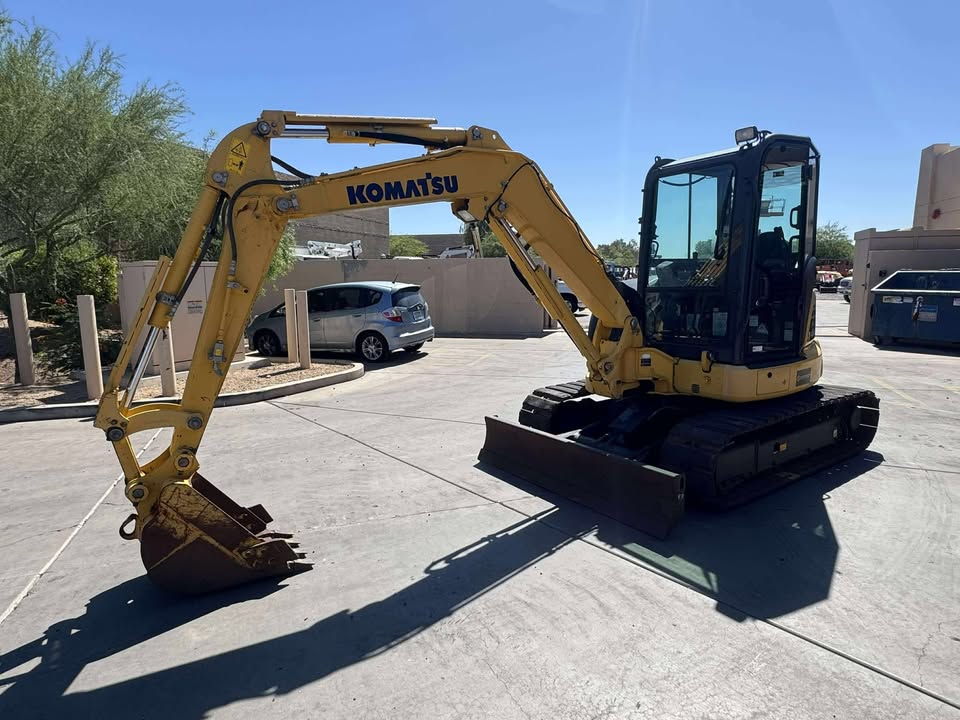 2019 Enclosed Mini Excavator
