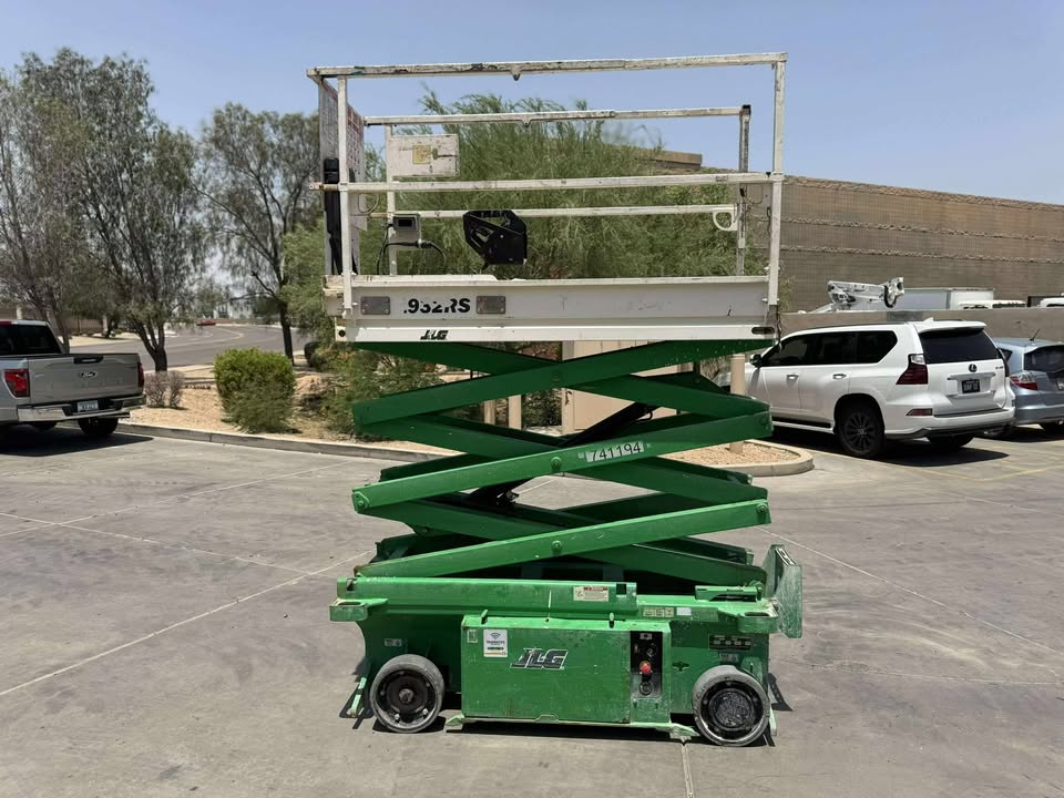 2015 Scissor Lift