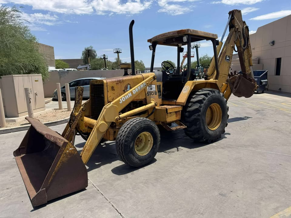 1985 Backhoe