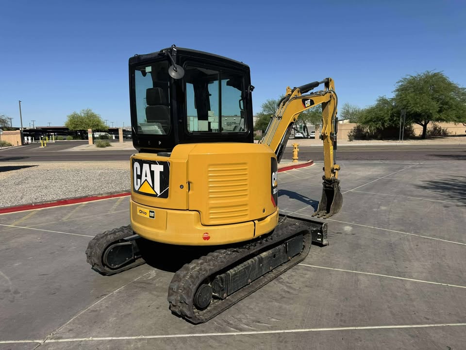 2020 Enclosed Excavator