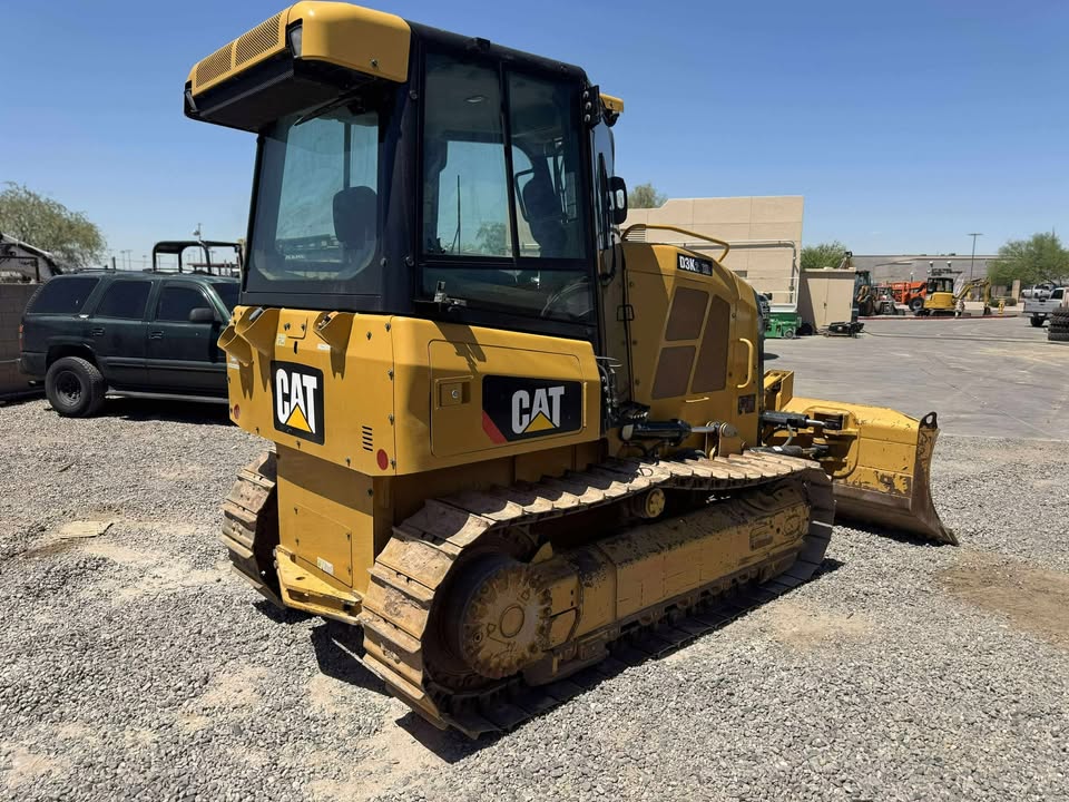 2020 Enclosed Dozer