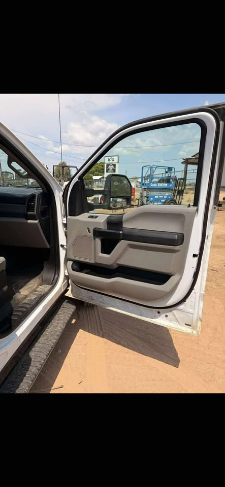 2018 Single Cab Flatbed Truck
