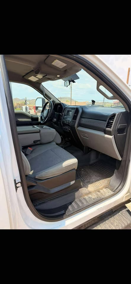 2018 Single Cab Flatbed Truck