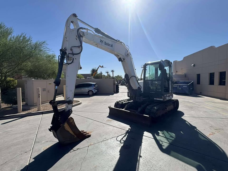 2012 Enclosed Excavator