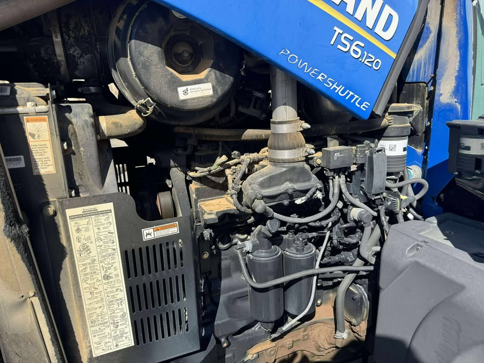 2016 Tractor