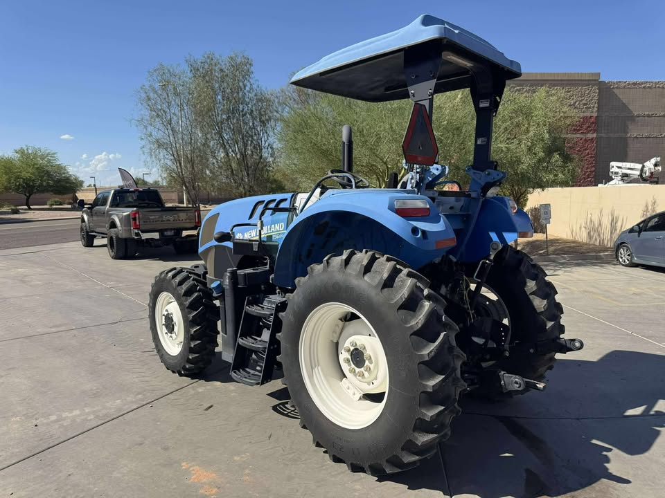 2016 Tractor