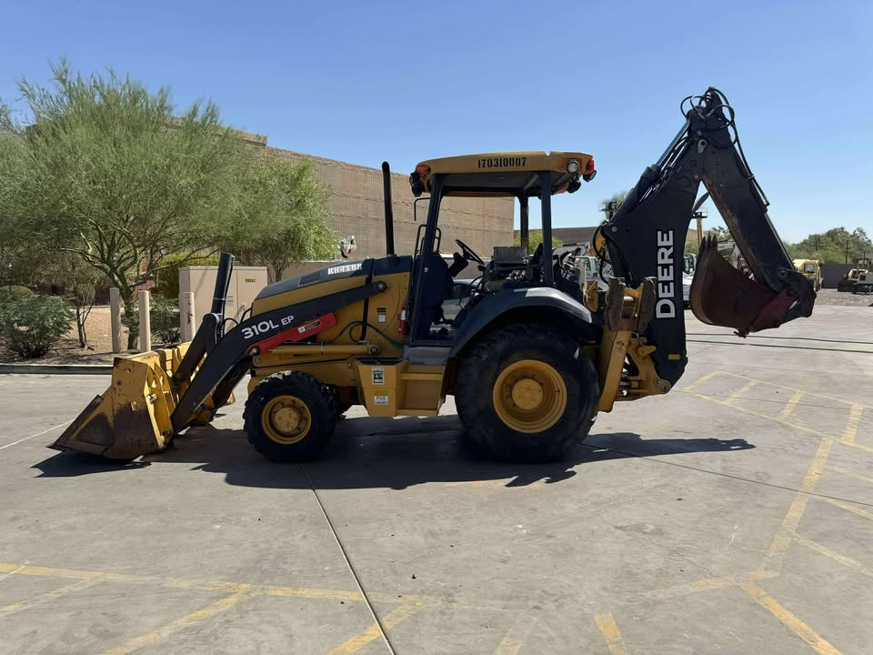 2017 Backhoe 