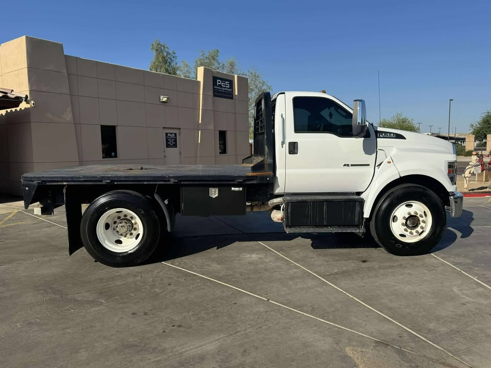 2019 Single Cab Flatbed Truck